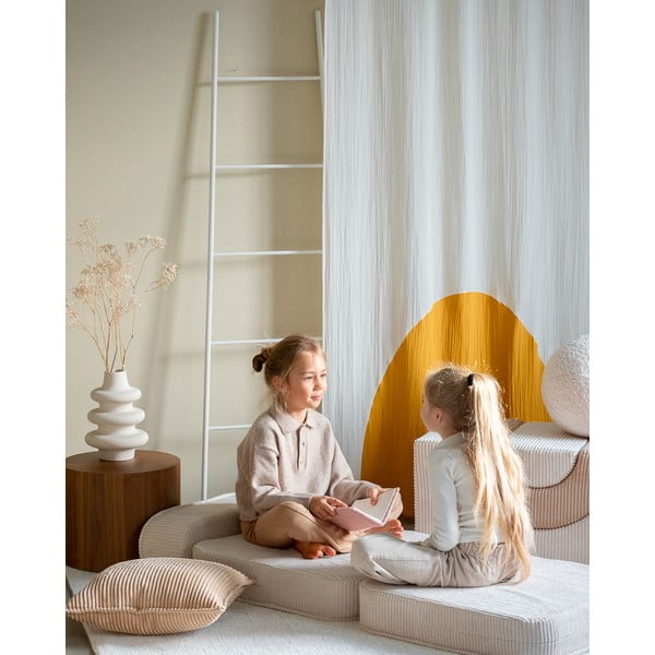 Fotoliu de copii crem cu tapițerie din catifea reiată Flip – Wigiwama-image-1