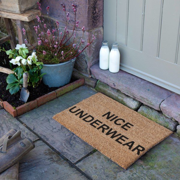 Covoraș de intrare din fibre de nucă de cocos 40x60 cm Nice Underwear – Artsy Doormats-image-4
