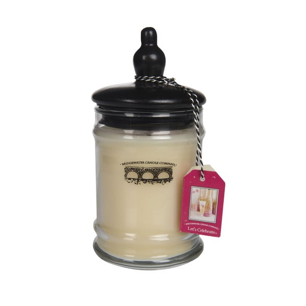 Lumânare parfumată Bridgewater Candle, aromă flori, vanilie, rom și santal