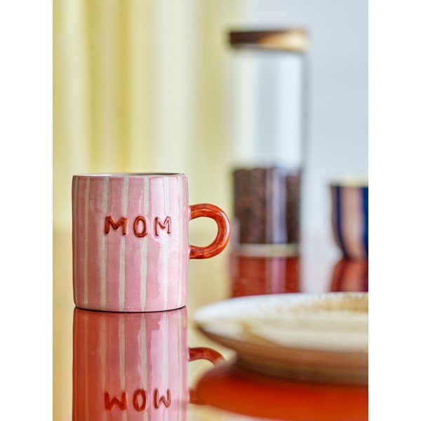 Cană roz din ceramică 325 ml Cherish – Bloomingville-image-1