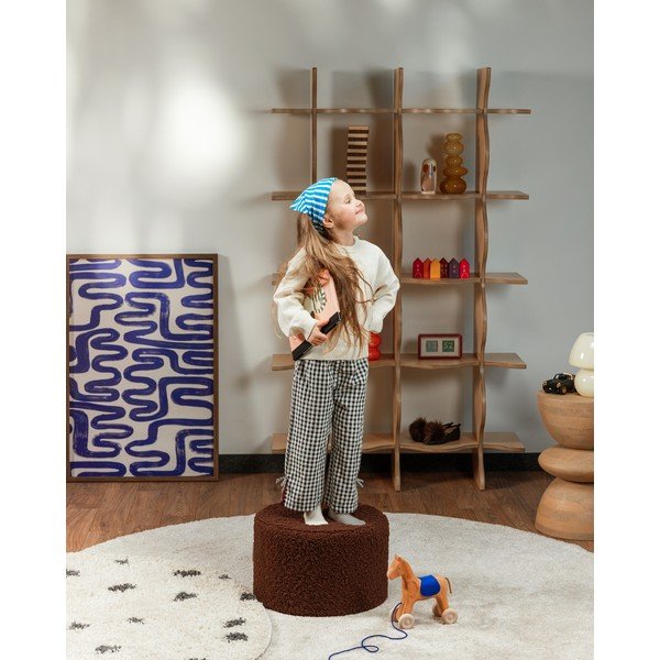 Puf pentru copii maro închis cu tapițerie din țesătură bouclé Warm Hazel – Wigiwama-image-3
