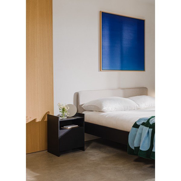 Pat matrimonial negru tapițat/din  placă aglomerată de lemn cu somieră 160x200 cm Streiko – noo.ma-image-2