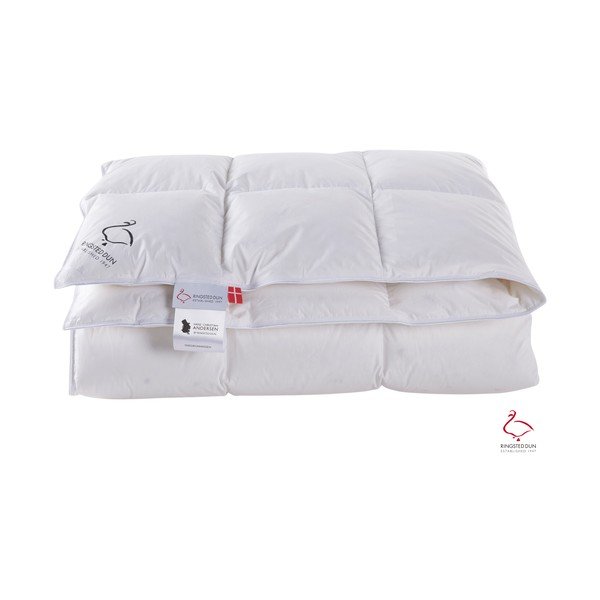 Pilotă cu umplutură de pene pentru iarnă 200x140 cm Snow Queen – Ringsted Dun