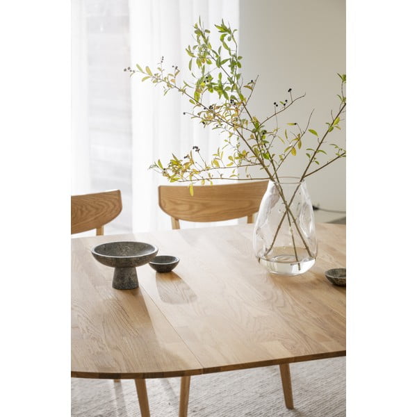 Masă de dining natural  rotundă extensibilă din lemn masiv de stejar ø 120 cm Filippa – Rowico-image-1