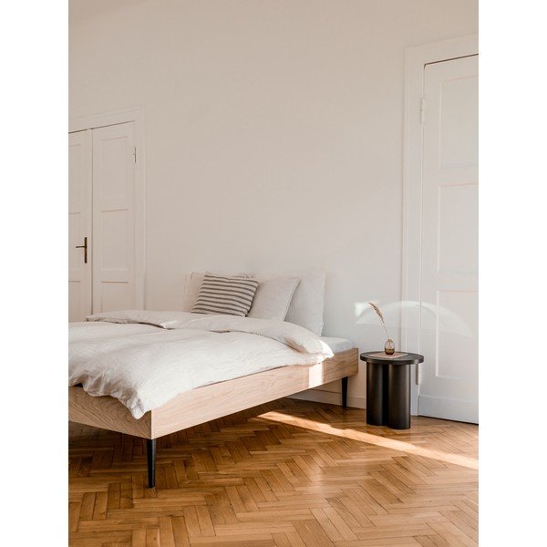 Pat matrimonial în culoare naturală din  placă aglomerată de lemn cu aspect de lemn de stejar fără tăblie cu somieră 160x200 cm Streiko – noo.ma-image-1