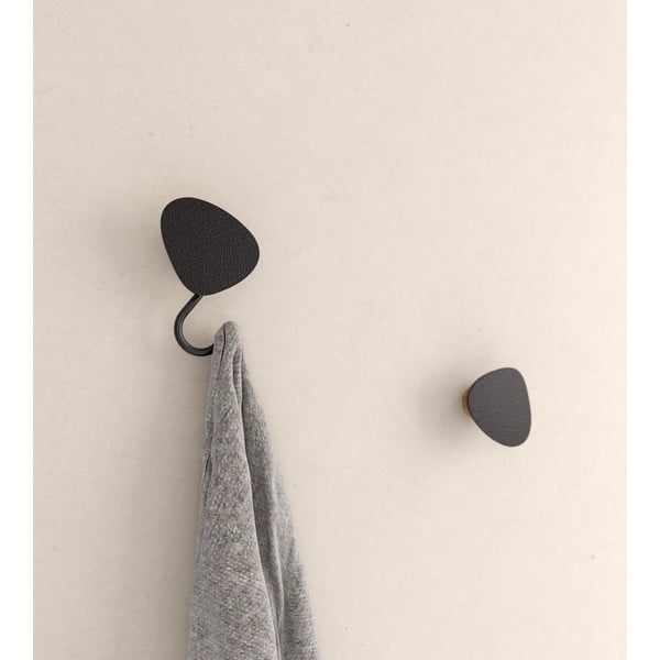 Cârlig negru de montat pe perete din oțel Dot S Bull – LIND DNA-image-2