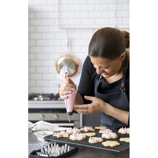 Kit pentru ornare tort numărul de atașamente 24 buc. – Blomsterbergs-image-2