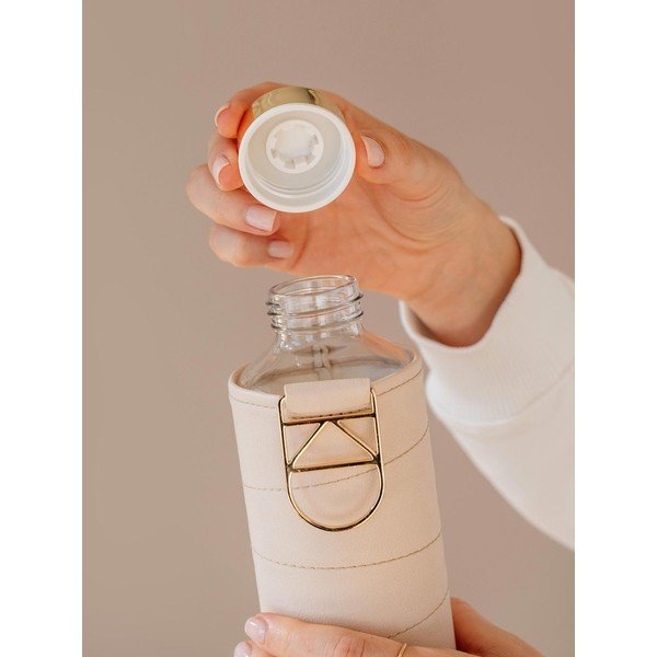 Sticlă din sticlă borosilicată cu husă din piele artificială Equa Mismatch, 750 ml, bej-image-3