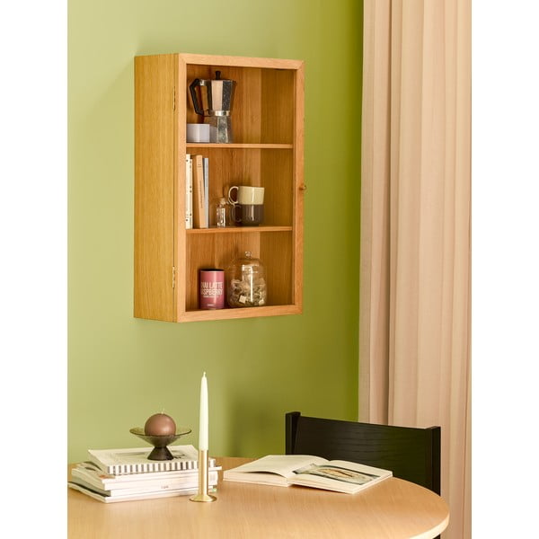 Vitrină în culoare naturală cu aspect de lemn de stejar suspendată 50x80 cm Panorama – Hübsch-image-3