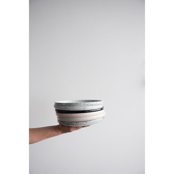 Farfurie mică din gresie ÅOOMI Mess, ø 20 cm, alb - negru-image-1