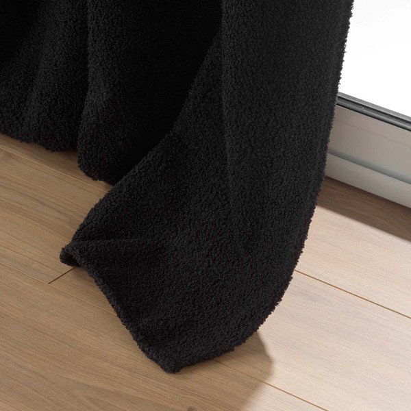 Draperie neagră din material bouclé 140x240 cm Wooly – douceur d'intérieur-image-4