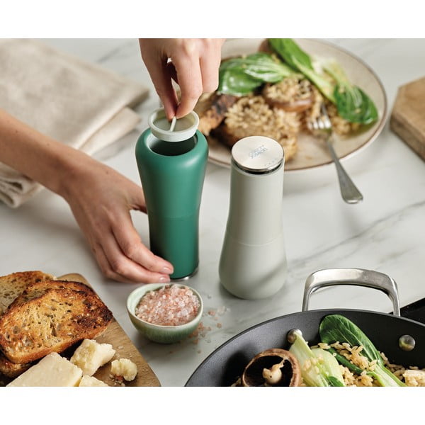 Solniță și piperniță  Milltop – Joseph Joseph-image-1