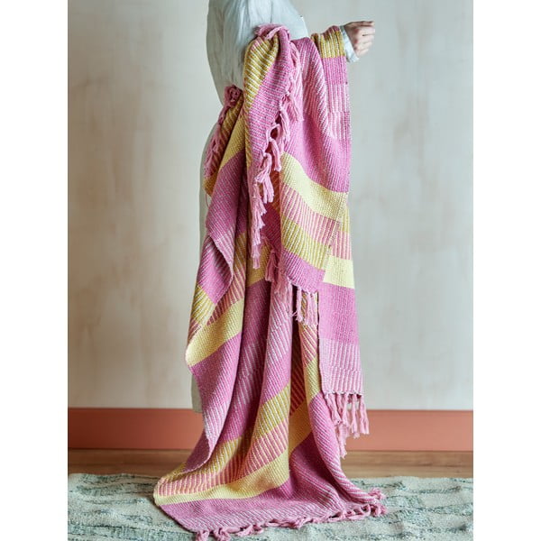 Pătură galbenă/roz din bumbac reciclat 130x160 cm Isnel – Bloomingville-image-1