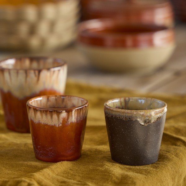 Ceașcă maro închis pentru espresso din gresie ceramică 70 ml Poterie – Casafina-image-1