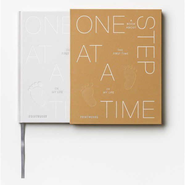 Jurnal pentru bebeluș 64 pag. One Step at a Time: A Book About the First Time in My Life – Printworks