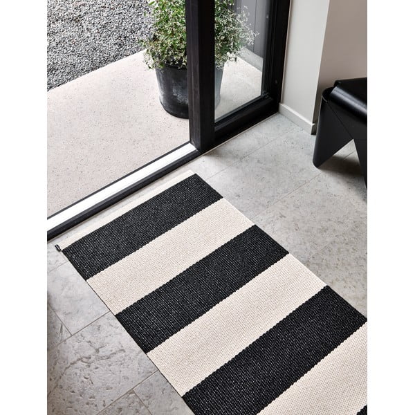 Covor tip traversă pentru interior și exterior alb-negru 70x225 cm Bob Black Vanilla – Pappelina-image-4