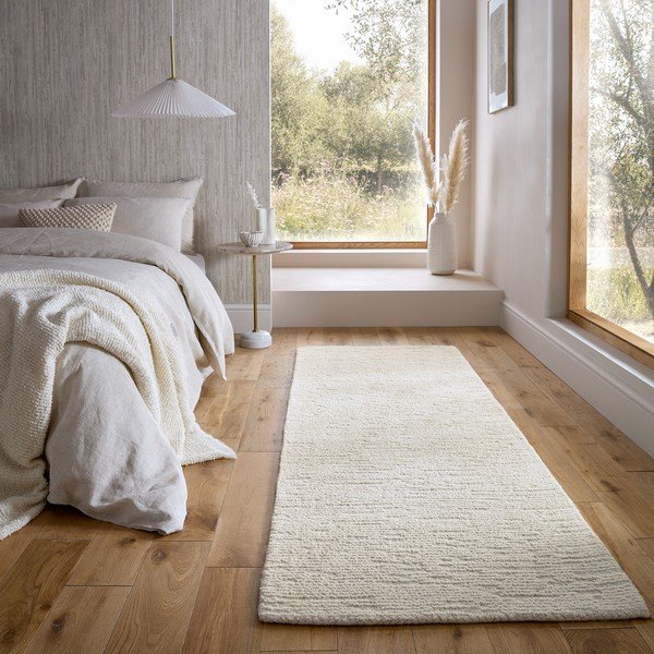 Covor tip traversă fildeș țesut manual din lână 80x230 cm Harris Boucle – Flair Rugs-image-1