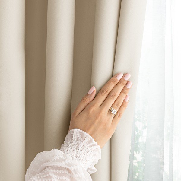 Draperie crem dimout (semi-opacă) 140x270 cm Carli – Restilo-image-2