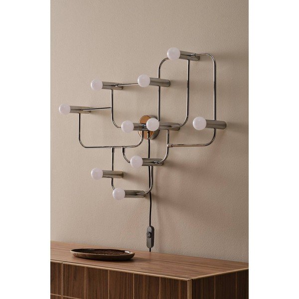 Aplică de perete albă/argintiu-lucios cu intensitate reglabilă din metal cu alimentare la priză Geometric – Jotex-image-2