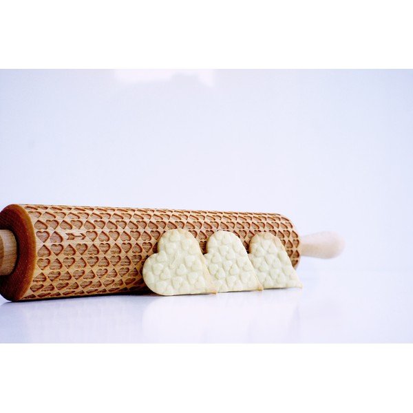 Făcăleț din lemn cu model pentru aluat Valek Srdce-image-4