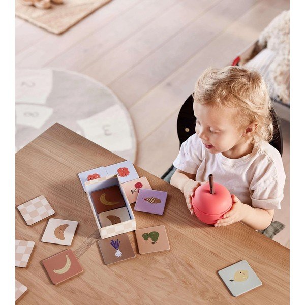 Cană pentru copii roșie din silicon Apple – OYOY Mini-image-4