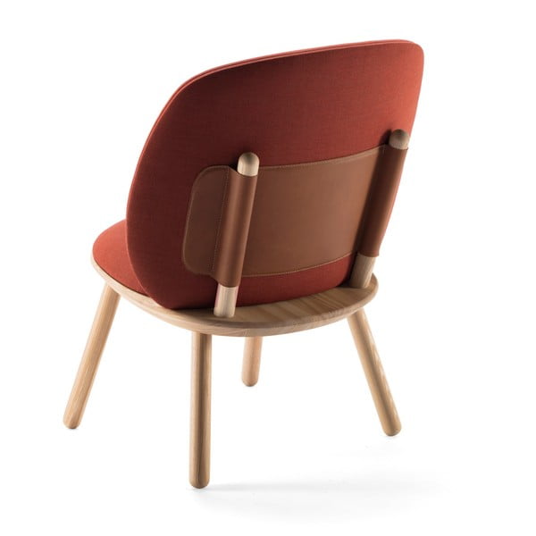 Fotoliu din lemn de frasin cu detalii din piele EMKO Naive, maro coniac-image-3