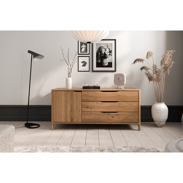 Comodă în culoare naturală joasă din lemn   de stejar 140x64 cm Twig – The Beds-image-3