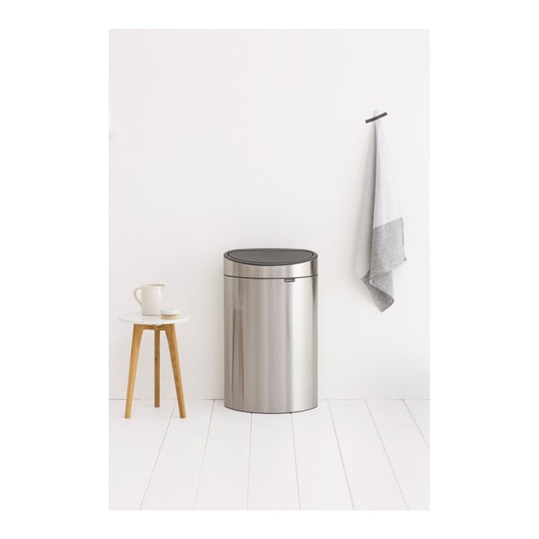 Coș de gunoi argintiu mat cu senzori de atingere din oțel 40 l Touch Bin – Brabantia-image-3