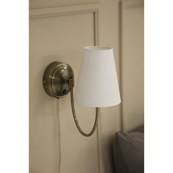 Aplică de perete albă-alămie cu alimentare la priză Amar – Markslöjd-image-2