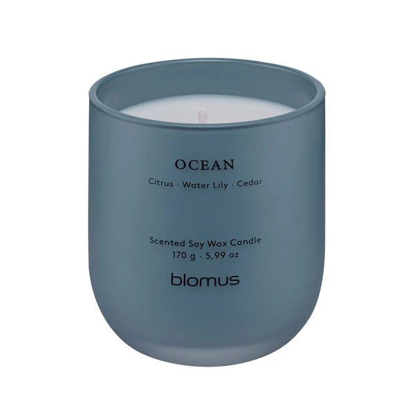 Lumânare parfumată din ceară de soia timp de ardere 35 h Tuoksu Ocean – Blomus
