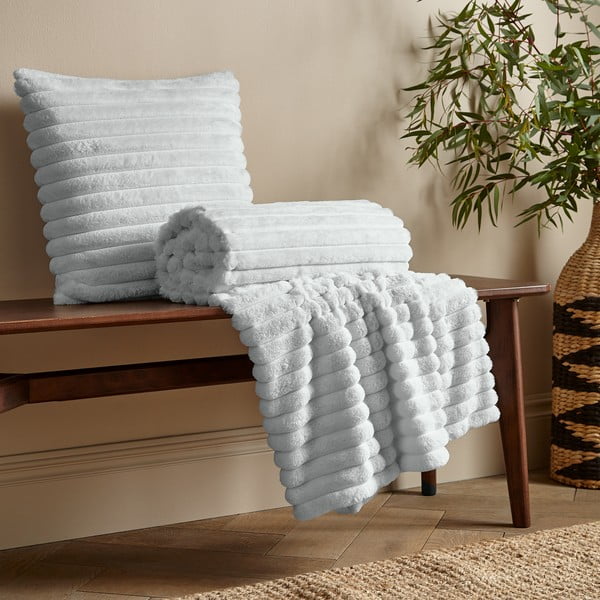 Pătură albă din micropluș/cocolino 130x170 cm Cosy Ribbed – Catherine Lansfield-image-3