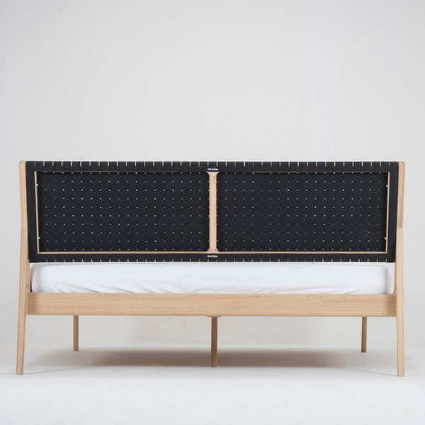 Pat matrimonial negru/în culoare naturală din lemn masiv de stejar 140x200 cm Fawn – Gazzda-image-4