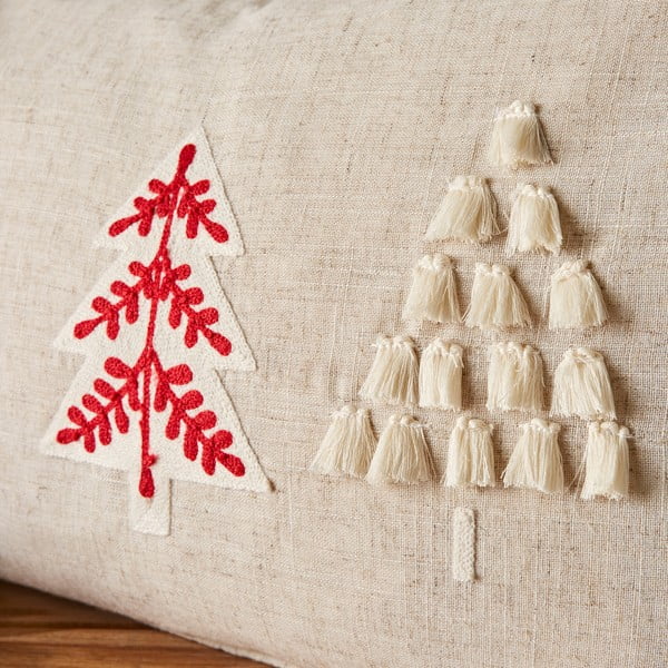 Pernă decorativă 30x50 cm  cu model de Crăciun Christmas Tree – Catherine Lansfield-image-2