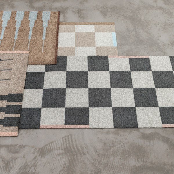 Covor negru-alb lavabil 70x150 cm Square – Mette Ditmer Denmark-image-1