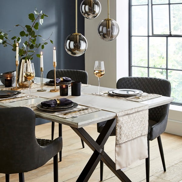 Napron de masă din microsatin 33x180 cm Deco Sequin – Catherine Lansfield-image-3