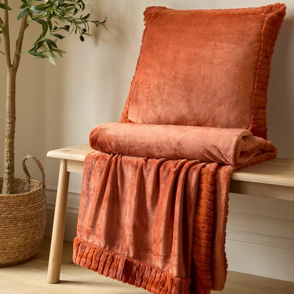 Pernă decorativă din micropluș/cocolino 55x55 cm Velvet and Faux Fur – Catherine Lansfield-image-3