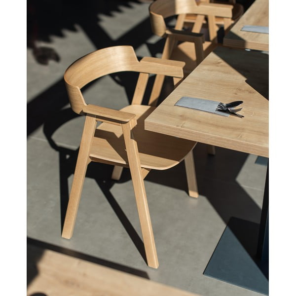 Scaun de dining în culoare naturală cu cotiere din lemn de stejar Flip – Gazzda-image-1