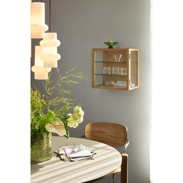 Vitrină în culoare naturală cu aspect de lemn de stejar suspendată 40x40x27 cm Poetic – Hübsch-image-1