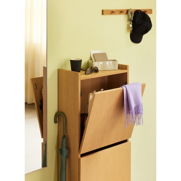 Cuier de perete în culoare naturală cu aspect de lemn de stejar 60 cm Cosplay – Hübsch-image-1