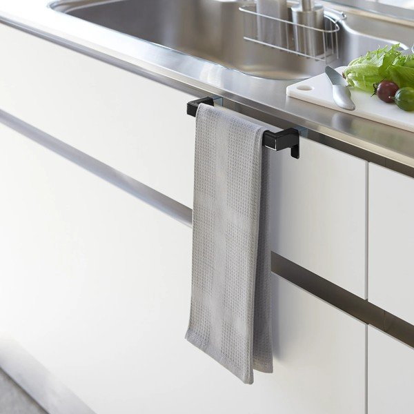 Suport pentru prosoape de bucătărie  negru de agățat Tower – YAMAZAKI-image-1