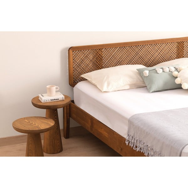 Pat în culoare naturală/maro închis din lemn de molid cu somieră 90x200 cm Izabelya – Kalune Design-image-3