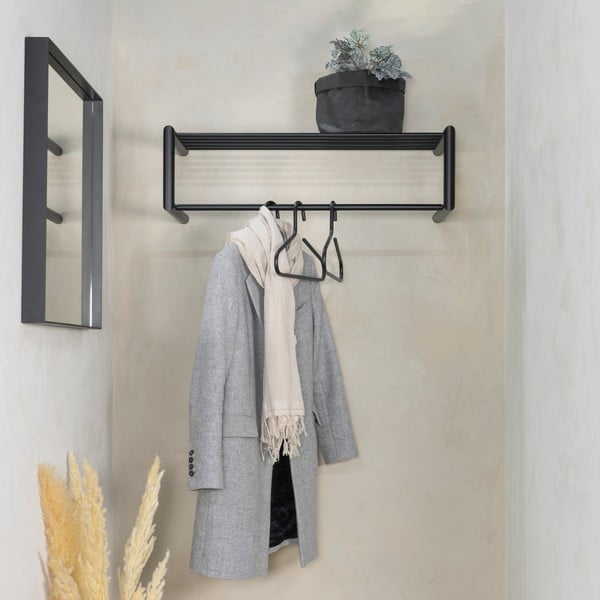 Cuier de perete negru cu raft din metal 80 cm Smooth – Spinder Design-image-1