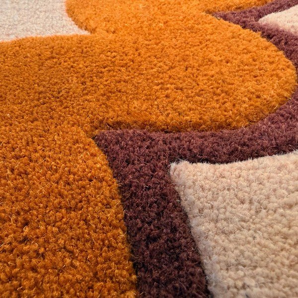 Covor portocaliu/în culoare naturală țesut manual din lână 140x200 cm Wiggle Wool – Flair Rugs-image-3
