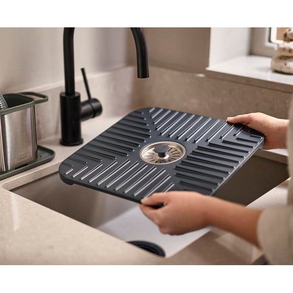 Protecție antiderapantă pentru chiuvetă 30x30 cm SinkShield – Joseph Joseph-image-4