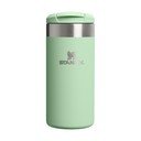 Cană termos verde salvie din oțel inoxidabil 350 ml AeroLight™ Transit Mug Pistachio – Stanley