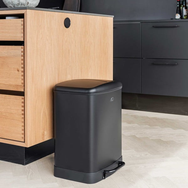 Coș de gunoi negru de reciclat/cu pedală din metal 24 l Wonda – Mette Ditmer Denmark-image-1