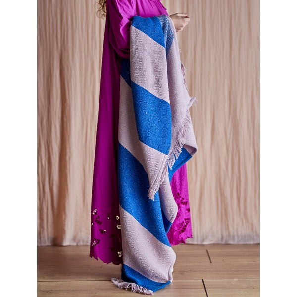 Pătură albastră/roz 130x160 cm Cadeo – Bloomingville-image-1