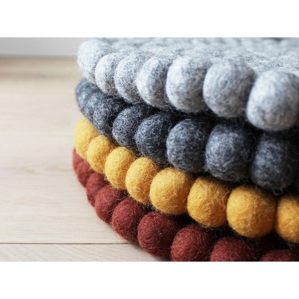 Pernă cu bile din lână, pentru copii Wooldot Ball Chair Pad, ⌀ 30 cm, vișiniu închis-image-3