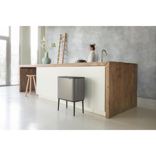 Coș de gunoi gri de reciclat/cu senzori de atingere din oțel 34 l Bo Touch Bin – Brabantia-image-3