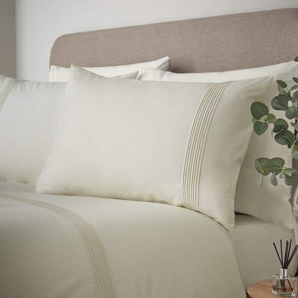 Lenjerie de pat crem pentru pat de o persoană 135x200 cm Pintuck Easy Iron Percale – Catherine Lansfield-image-2